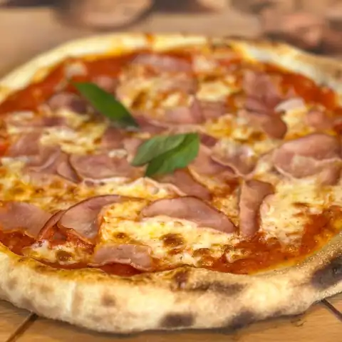 Pizza Don Prosciutto — zdjęcie z karty lokalu
